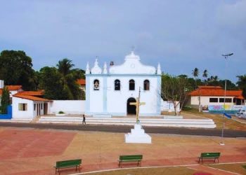 População de Paço do Lumiar pede permanência da Prefeitura e Secretarias na sede para preservar história do Município.