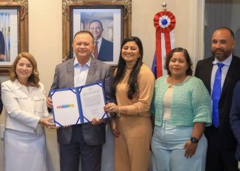 Prefeita de Axixá, Roberta Barreto, participa do lançamento do Plano Diretor de Desenvolvimento Metropolitano