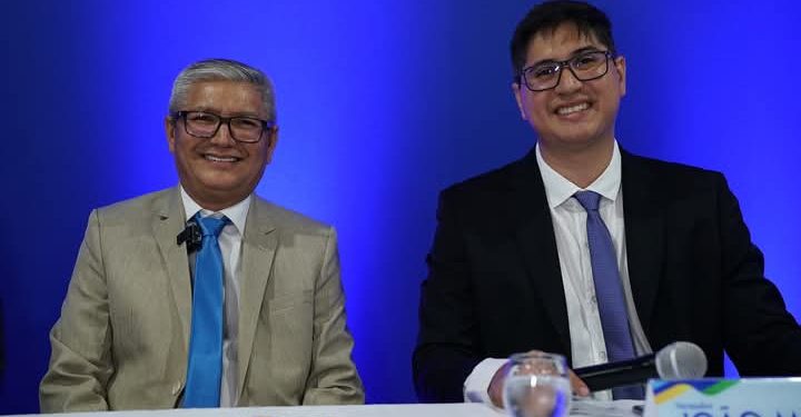 Eudes Barros toma posse para o segundo mandato e João Marcos é eleito presidência da Câmara Municipal de Raposa