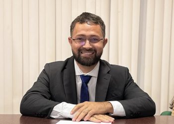 Vereador Rômulo Loirinho solicita pavimentação e urbanização das Avenidas 01 e 02 no Parque Araçagy em São José de Ribamar