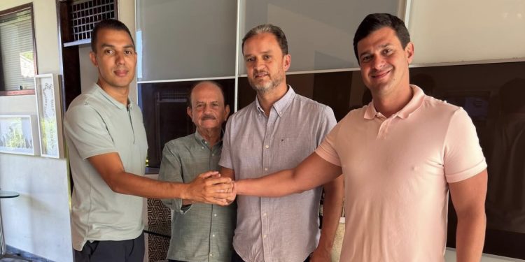 Após matéria, prefeito de Ribamar convoca reunião urgente para acalmar os ânimos e tentar unificar grupo