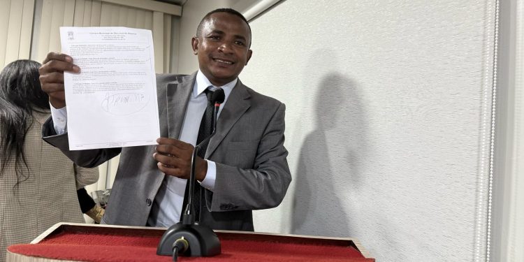 Vereador Neguinho intercede por regularização fundiária do Parque Jair e anuncia lançamento do Programa “Agora é Meu” no Bairro