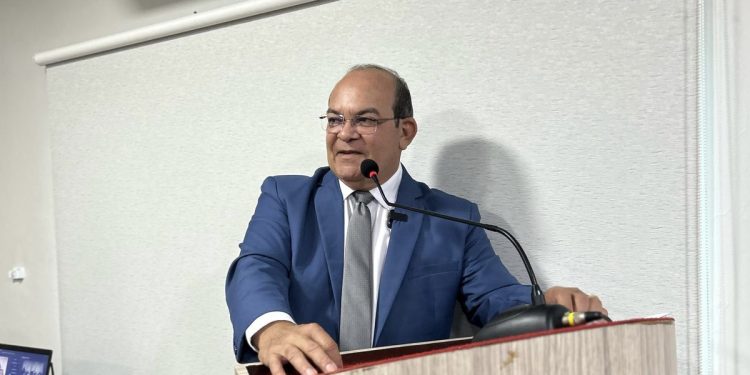 Vereador Beto das Vilas pede a pavimentação de Alamedas do Bairro Jardim Tropical em São José de Ribamar