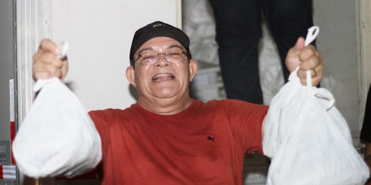 Vereador Beto das Vilas entrega mais de 10 toneladas de peixes para famílias ribamarenses na Semana Santa