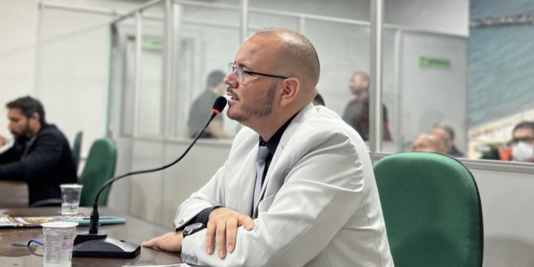 Vereador Andrey Villela questiona a falta de transparência na prestação de contas da Prefeitura de São José de Ribamar