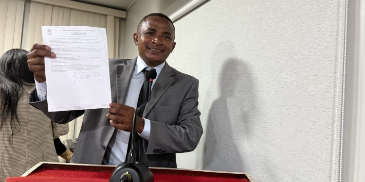 Preocupado com a educação infantil, vereador Neguinho pede a implantação de uma Creche no Parque Jair em São José de Ribamar