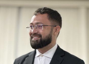 Infraestrutura: Vereador Rômulo Loirinho pede “Operação Tapa-buracos” na Rua Sampaio Correia no Bairro Alonso Costa em Ribamar