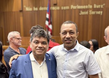 Representando Ribamar, vereador Mário Santos participa da solenidade de aniversário do PCdoB e do “Diálogos com Mandatos” promovido pela Federação Brasil da Esperança