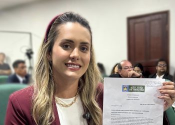 Vereadora Laís Alencar reforça compromisso com toda São José de Ribamar e pede recapeamento de vias no J. Câmara II