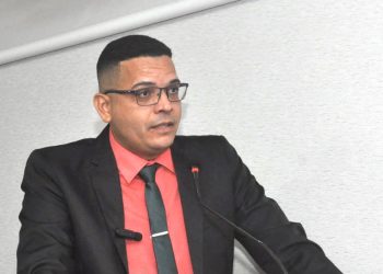 Com atuação em destaque na câmara de Ribamar, vereador Fik Fik pede pavimentação de ruas no Bairro Nojosa