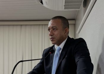 Vereador Mário Santos pede calçamento em bloquetes de ruas no residencial pequizeiro, Bairro Mata Grande em Ribamar