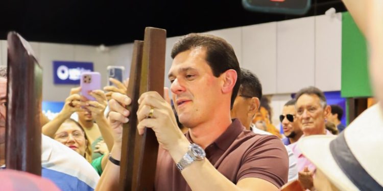 Vice-prefeito de Ribamar corre risco de perder mandato após infringir Lei Orgânica do município