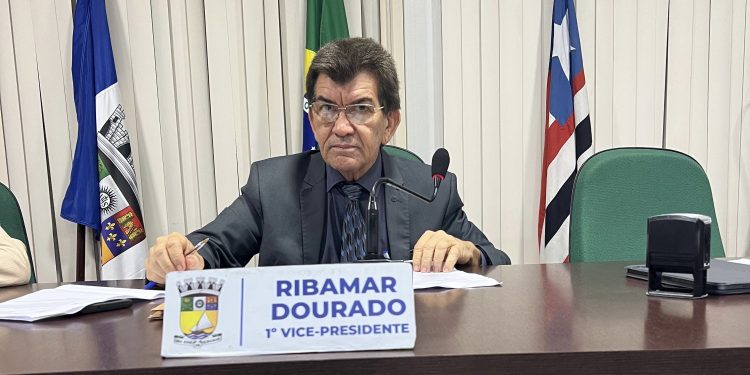 Vereador Ribamar Dourado solicita melhorias na infraestrutura de ruas do Bairro Tijupá Queimado em São José de Ribamar