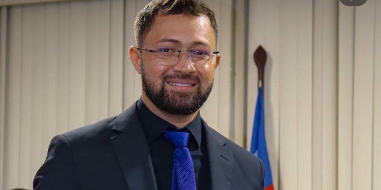 Vereador Rômulo Loirinho pede implantação de sinalização adequada em áreas escolares da região limítrofes de São José de Ribamar