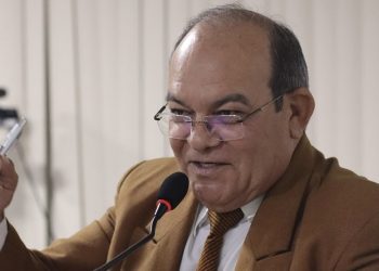 Beto das Vilas pede a limpeza e pavimentação da Rua Dom Pedro, no Loteamento Costa Atlântica, em São José de Ribamar