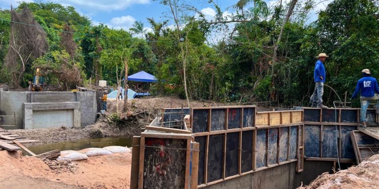 Prefeito Walace revoluciona a infraestrutura da zona rural de Icatu com a construção de 03 pontes metálicas e pavimentação asfáltica inédita na zona rural