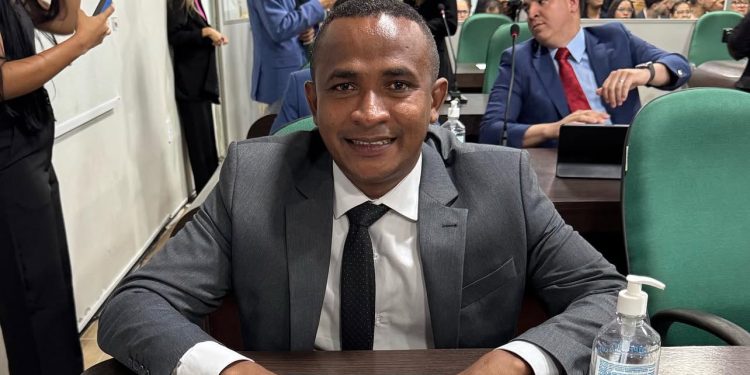 Reiterando a mobilidade urbana na região, Vereador Neguinho pede a pavimentação de três ruas no Bairro Parque Jair em Ribamar