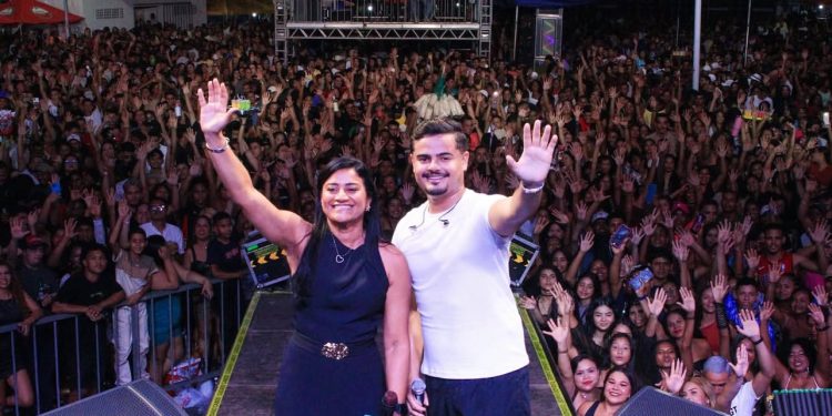 Prefeita Roberta Barreto faz história e realiza aniversário de Axixá com Recorde de Obras e Festa Inesquecível