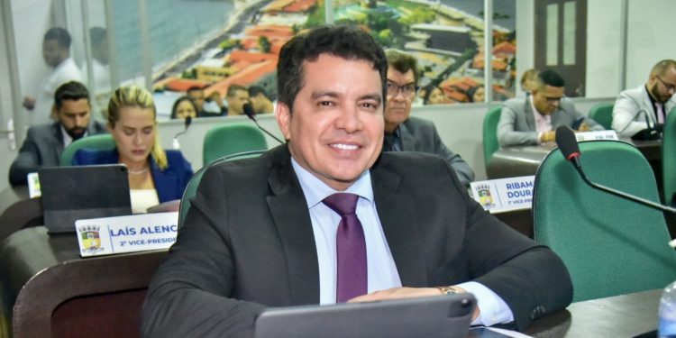 Câmara de Ribamar aprova Projeto de Lei do Vereador Nilton da Saúde que Regulamenta Primeiros Socorros em Todas as Escolas do município