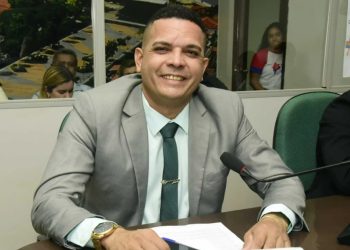 Comprometido com a população, vereador Fik Fik solicita Operação Tapa-Buracos na Vila São José