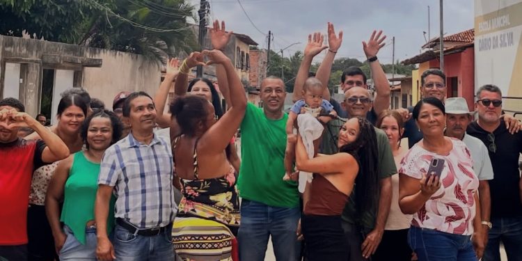 Vereador Mário Santos reitera compromisso ao participar da entrega da Rua Sergipe em São José de Ribamar