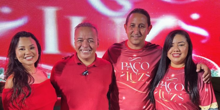 Presidente da Câmara, Fernando Feitosa, prestigia abertura do Paço Luz e celebra início da temporada natalina em Paço do Lumiar