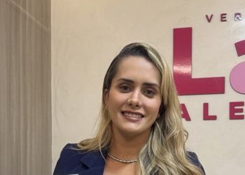 Vereadora Laís Alencar solicita faixa de pedestre e lombadas na via de acesso ao Village dos Pássaros