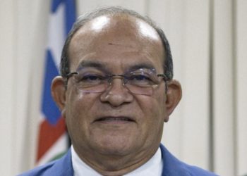 Vereador Beto das Vilas reforça compromisso com o bairro Kiola ao solicitar obra de recuperação asfáltica