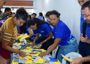 Ao lado do Deputado Neto Evangelista, Vereador Rômulo Loirinho amplia entrega de óculos na Região do Parque Araçagy e Reforça compromisso com as comunidades