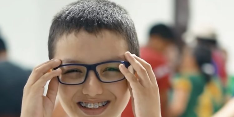 Prefeitura de Cidelândia entrega óculos e garante mais qualidade de vida à população