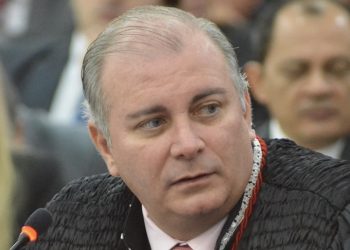 Presidente do Tribunal de Justiça do Maranhão transferiu R$ 2,8 bilhões para banco suspeito de corrupção sem autorização de desembargadores