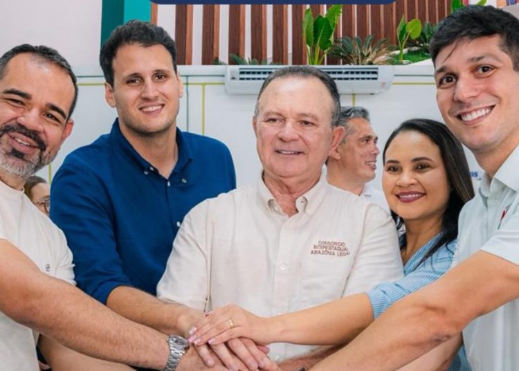 “Melhor secretário de Saúde da história do Maranhão”, diz Governador Brandão sobre Tiago Fernandes em inauguração da UPA na cidade de Açailândia
