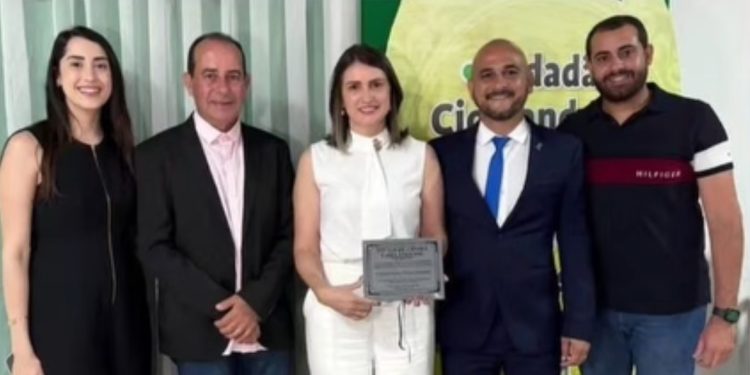 Uma vida dedicada a Cidelândia: Primeira-dama Patrícia Vargas é homenageada pela Câmara com título de cidadã