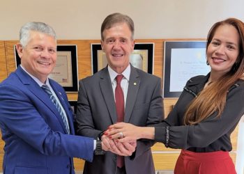 Prefeito Walace e primeira-dama Natália cumprem extensa agenda na capital federal em busca de investimentos para Icatu