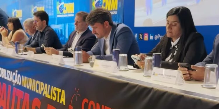 Prefeita Roberta Barreto lidera comitiva da FAMEM em Brasília para blindar municípios maranhenses e evitar colapso financeiro nas prefeituras