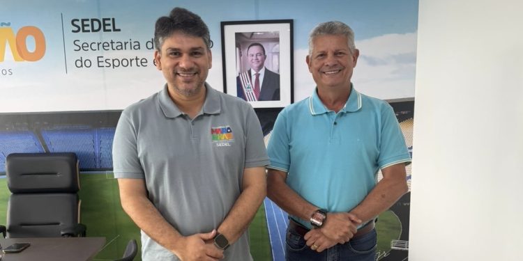 Prefeito Walace articula com Governo do Estado e conquista complexo esportivo e reconstrução de quadras em Icatu