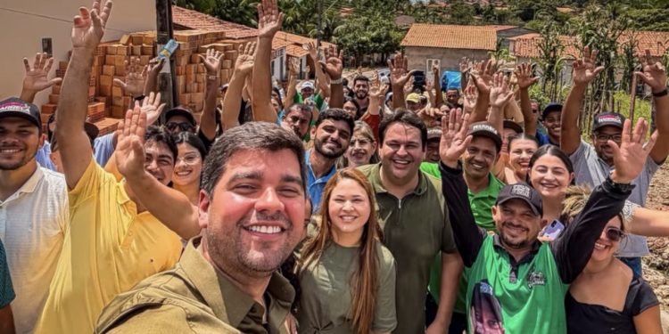 Deputado Federal Marreca Filho participa das festividades dos 65 anos de Santa Luzia e reafirma compromisso com o município