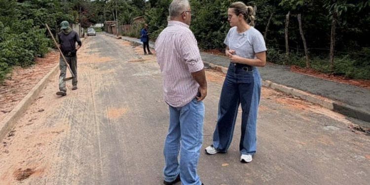 Atendendo a pedidos da comunidade, Vereadora Laís Alencar assegura serviços de infraestrutura no Sarnambi e no Jaguarema em Ribamar