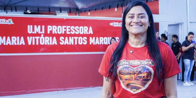 Dia Histórico: Prefeita Roberta Barreto inaugura escolas de tempo integral e moderniza rede municipal de educação de Axixá