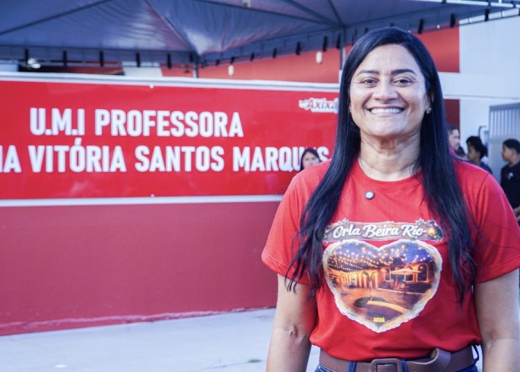 Dia Histórico: Prefeita Roberta Barreto inaugura escolas de tempo integral e moderniza rede municipal de educação de Axixá