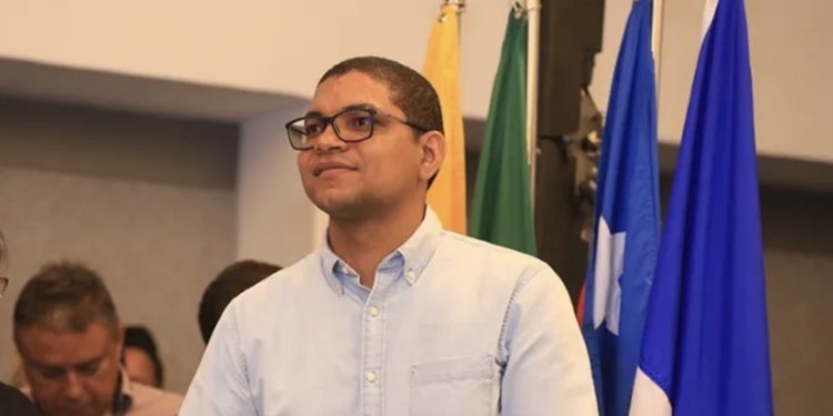 Promotor da Justiça Eleitoral pede a cassação do diploma do prefeito de Presidente Médici e sua inelegibilidade por 8 anos