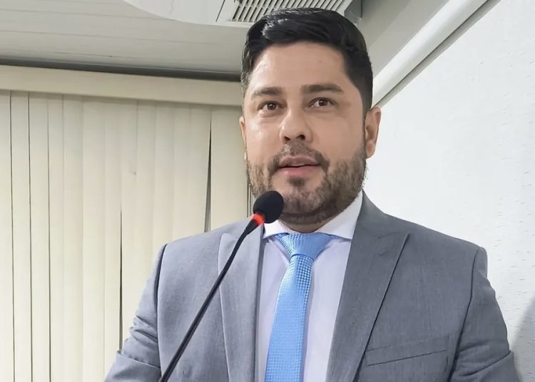 Compromisso com a população: Vereador Marcos Frazão garante aprovação da indicação para pavimentação da Rua Miritiua em Ribamar