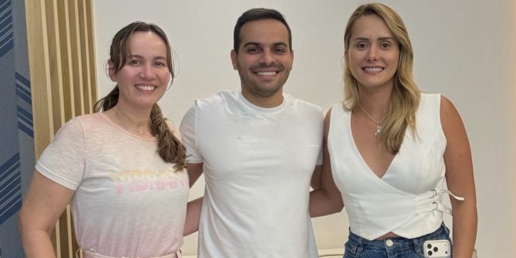 Grupo liderado por Laís Alencar declara apoio a Aldir Júnior e reforça base do PL em Ribamar