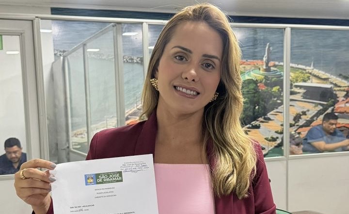 Mais mobilidade para o Araçagy: Vereadora Laís Alencar defende urbanização completa da Rua Porto Velho em sessão na Câmara de Ribamar