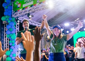 Iracema Vale reúne 10 mil em lançamento de candidatura e reforça força de Orleans em Barreirinhas
