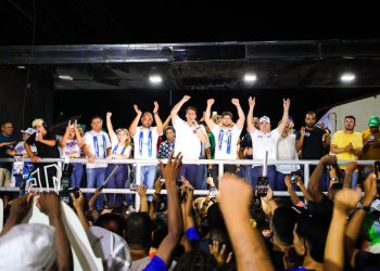 Arrastão Bacabal Vencedor reúne multidão e reforça parceria entre Roberto Costa, Orleans Brandão e Davi Brandão