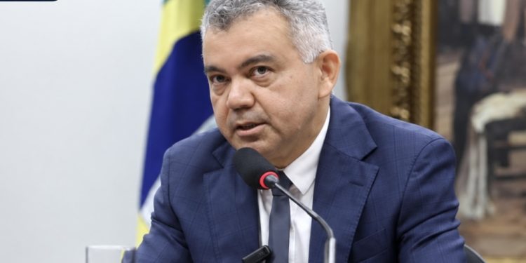 Crise nos bastidores: lideranças abandonam Cléber Verde e campanha perde musculatura política no Maranhão