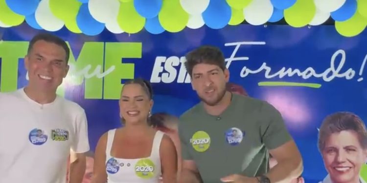 Açailândia abraça Davi Brandão: deputado é recebico com o carinho e apoio da população