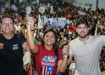 Deputado Davi Brandão ganha força em Axixá e intensifica caminhada pela reeleição