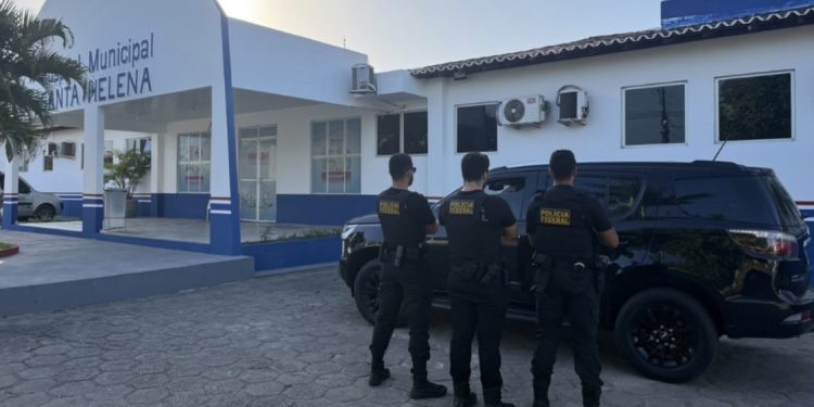 Policia Federal amanhece em São José de Ribamar e cumpre mandados de busca e apreensão